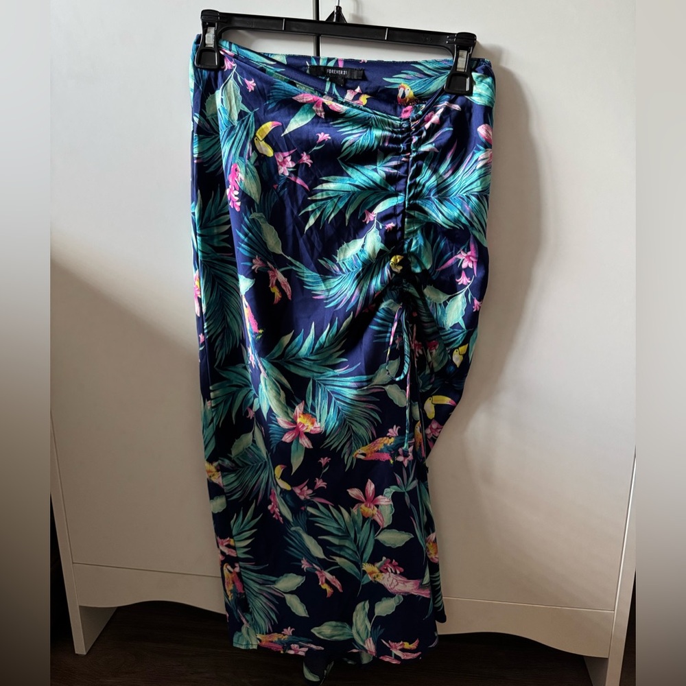 Forever 21 Tropical Floral Midi Skirt